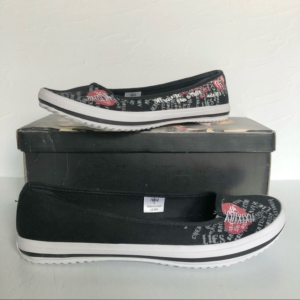 NOTW Broken Hearted Flats